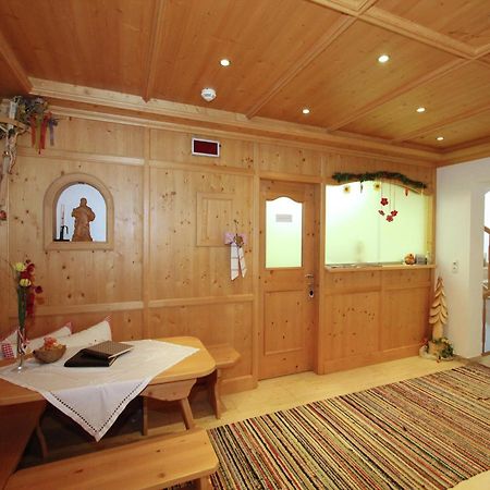 Attractive Holiday Home In Kaltenbach On The Ski Slope Stumm Buitenkant foto