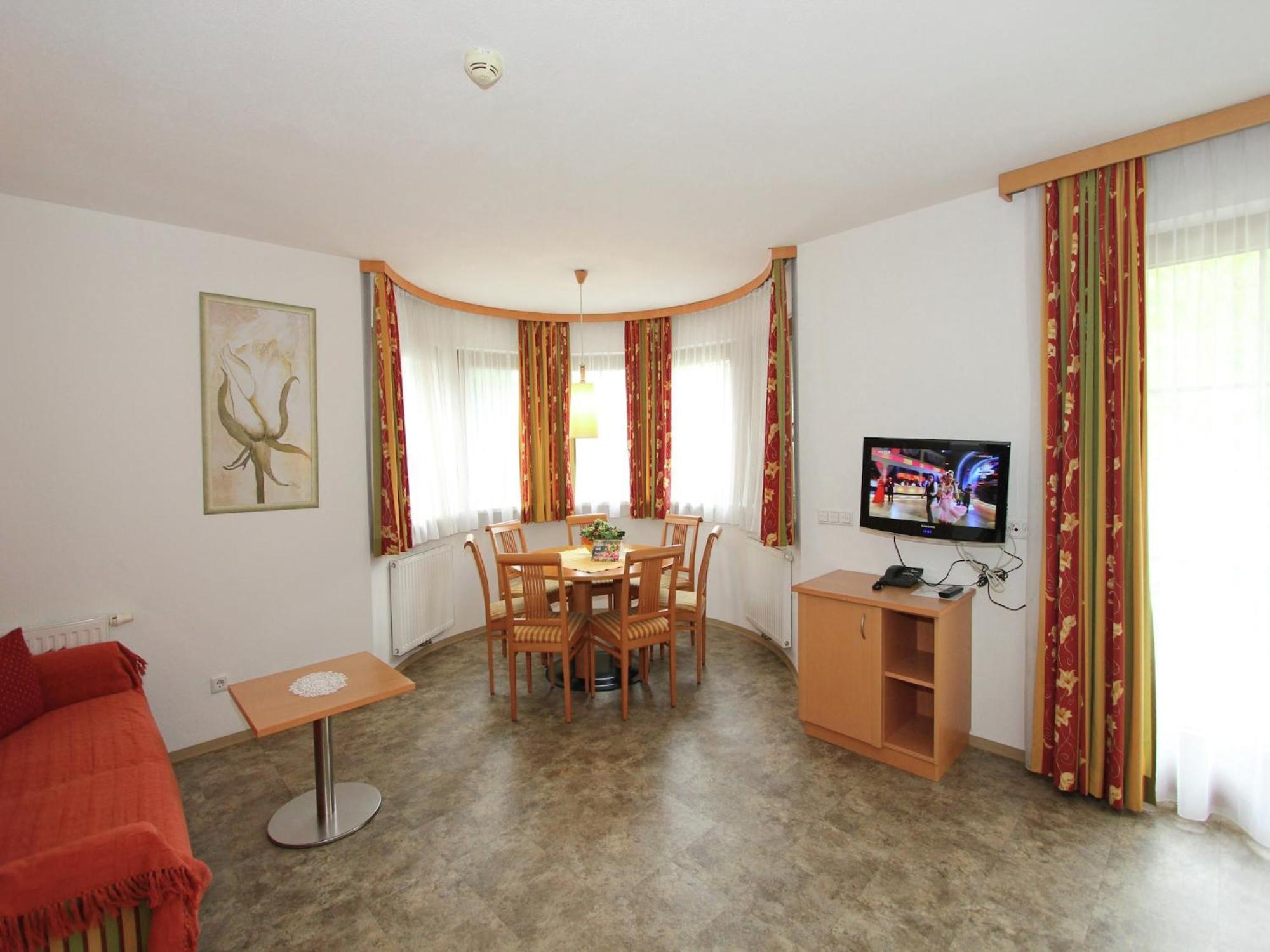 Attractive Holiday Home In Kaltenbach On The Ski Slope Stumm Buitenkant foto