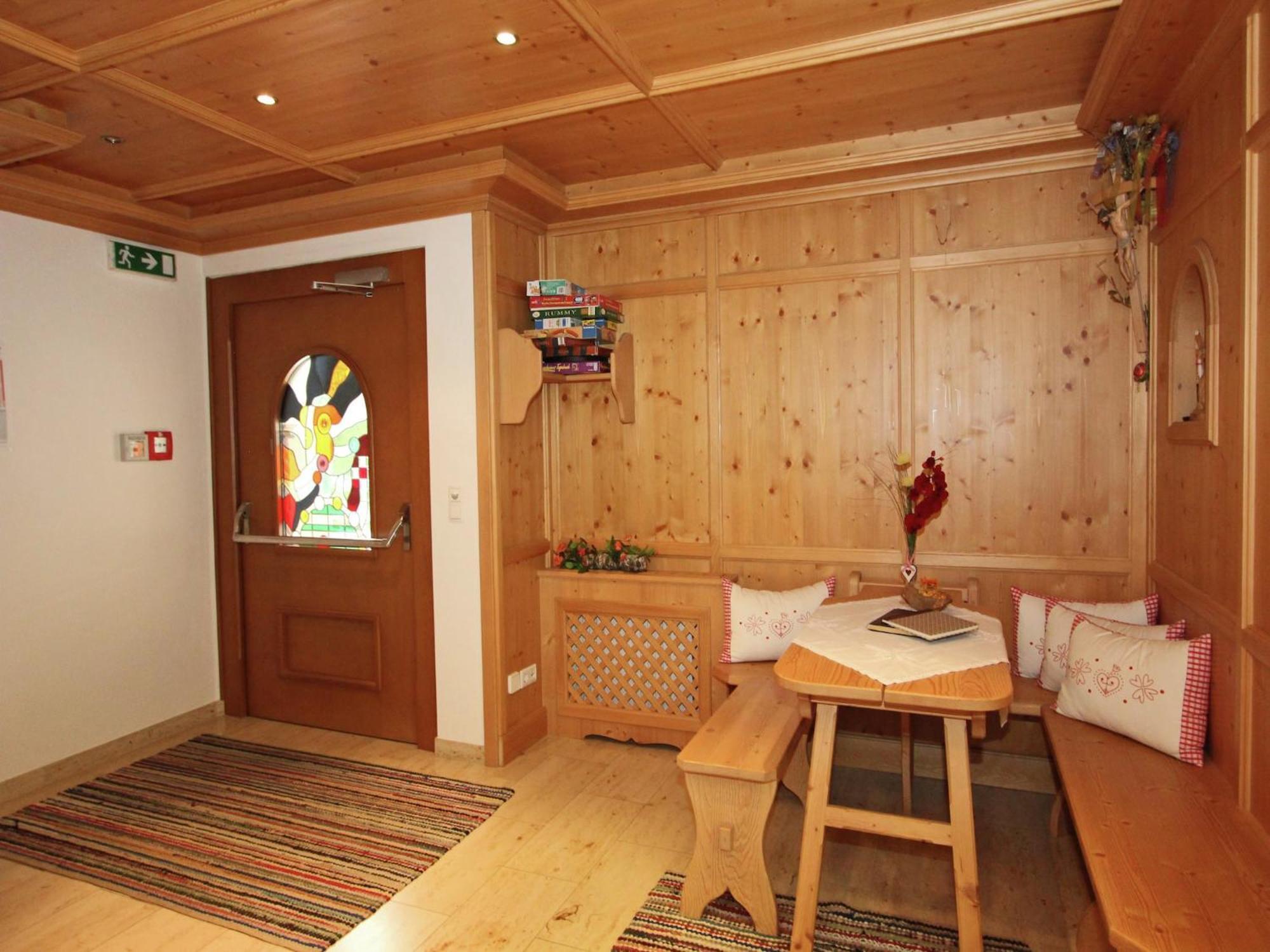 Attractive Holiday Home In Kaltenbach On The Ski Slope Stumm Buitenkant foto